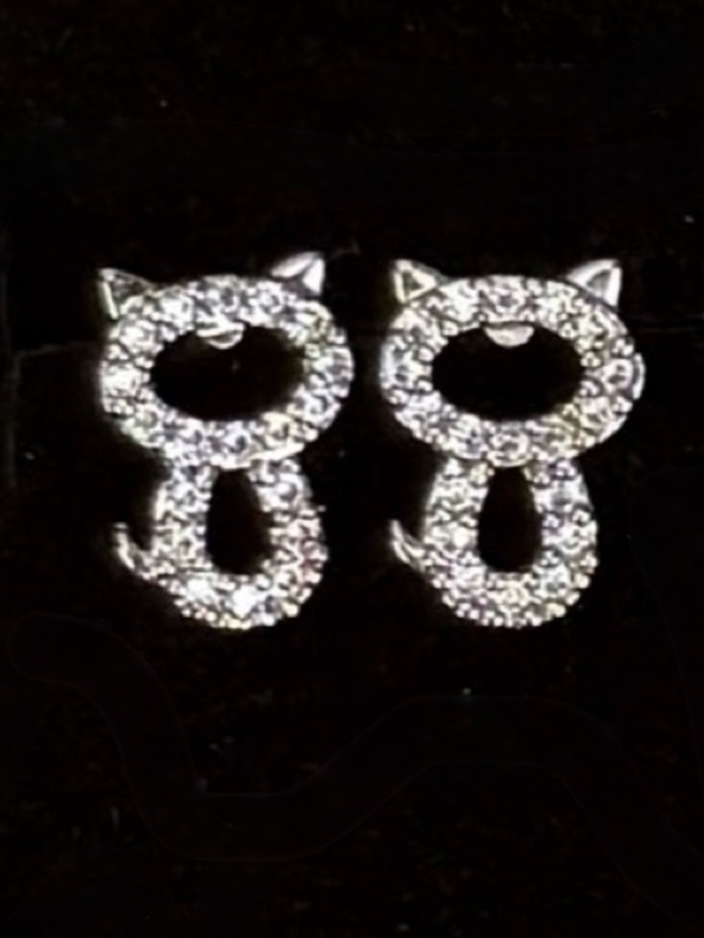 Silvertone Cat Stud Pierced Earrings